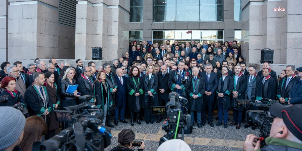 İstanbul Barosu Başkanı İbrahim Kaboğlu'na ve üyelerine dava