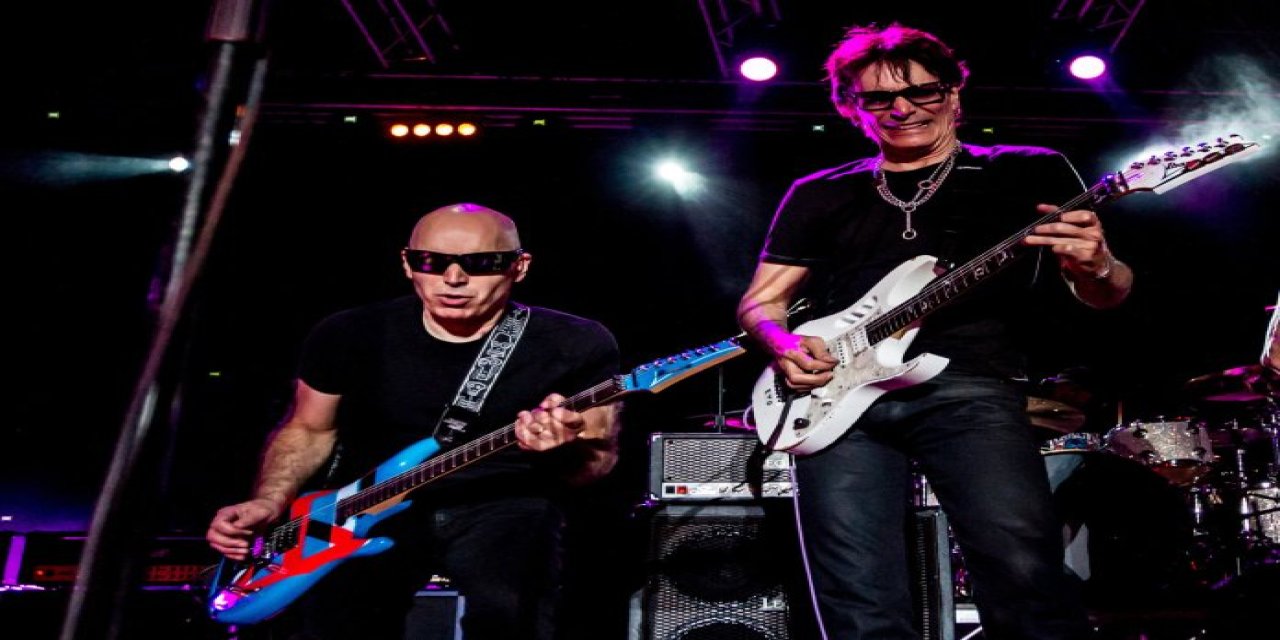 Efsanevi gitaristler Steve Vai ve Joe Satriani İstanbul'a geliyor!