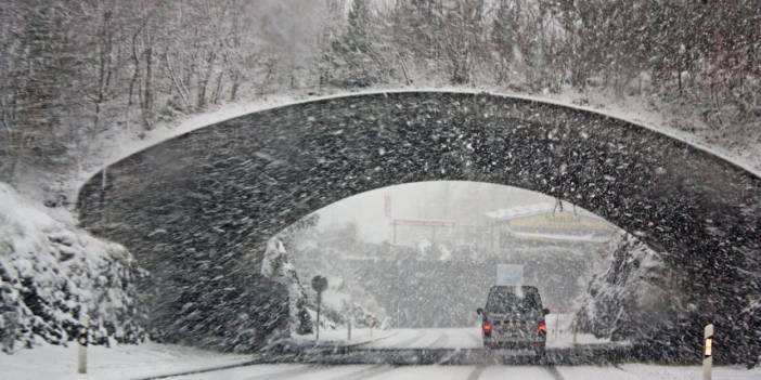 Meteoroloji'den kuvvetli sağanak yağış ve don uyarısı!