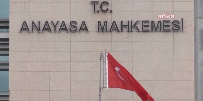 CHP, AYM'ye üç başvuru yaptı