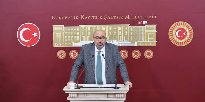 AK Parti'den Ümit Özdağ'a: "Ferasetten yoksun"