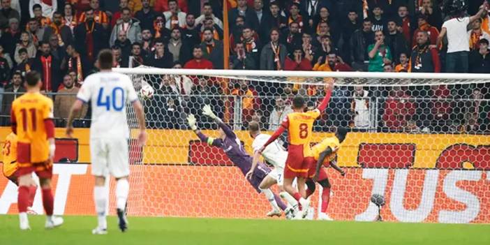 Maçın kaybedeni: Galatasaray taraftarı ıslıkladı